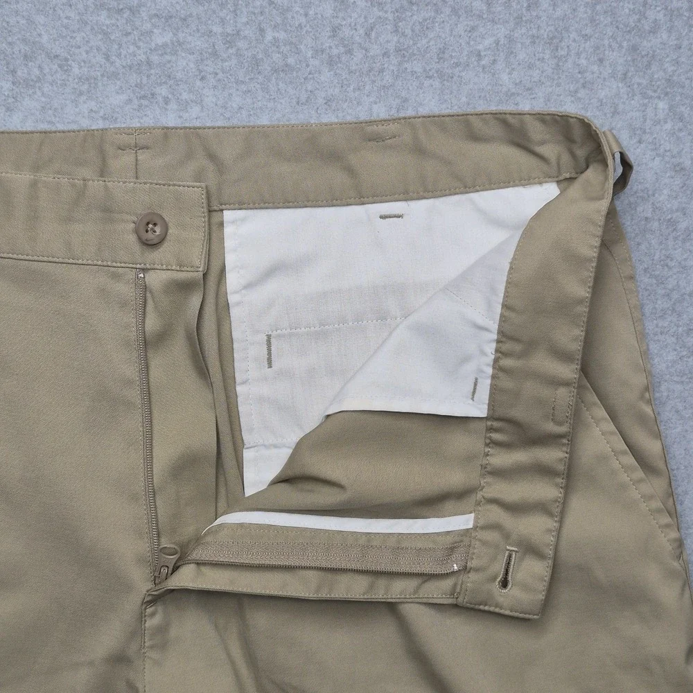 Nike Golf Dri-FIT Shorts Mens 34 Beige Tan Flat Front Stretch Lightweight